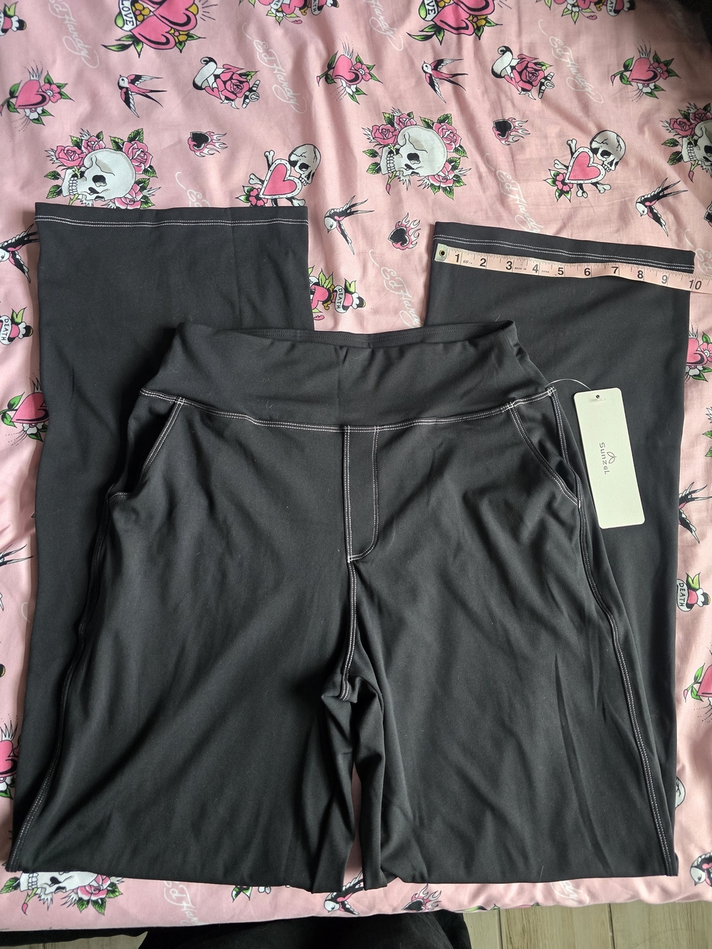 Sunzel High-Waist Black Flare Leggings - Picture 4 of 5